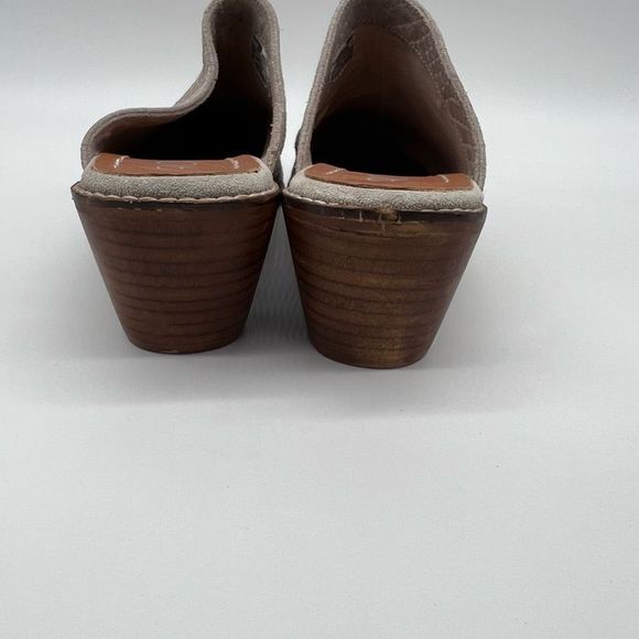ROOLEE Helen Textured Mule in White Smoke - Picture 8 of 10